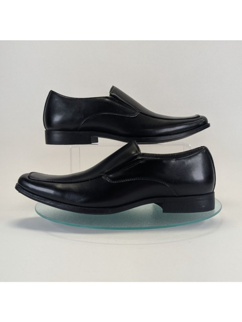 Perry Ellis Mens Black Vegan Leather Slip-On Dress Loafers Size 10.5 Wide
